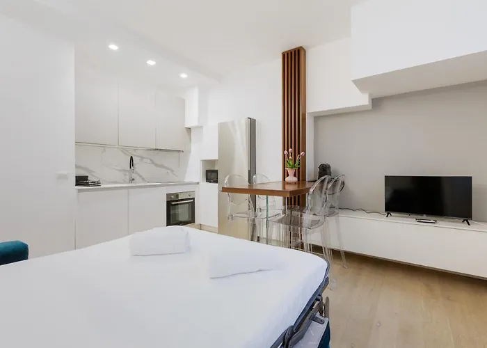 Apartamento Inama - Eleganza Minimal Tra Studi E Politecnico